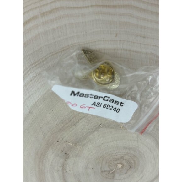 MasterCast Light Blue Awareness Ribbon Pin – Prostate Cancer Gold Tone NWP - Picture 2 of 3